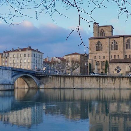 Apartament L'Abeille - Centre - Parking Gratuit Bourg-de-Péage Zewnętrze zdjęcie